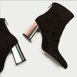 Zara leather suede ankle boots size US 6